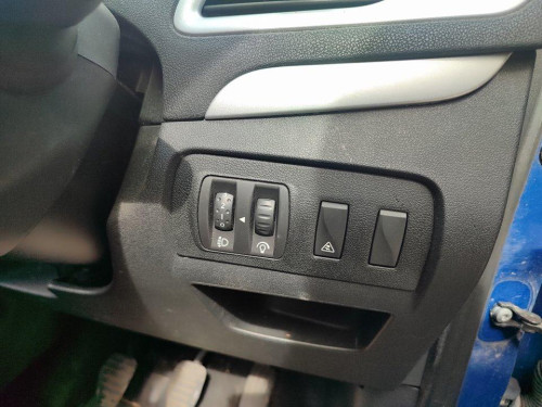 RENAULT SCENIC III (JZ) — Donor Vehicle for Used Parts 