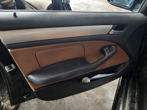  BMW SERIE 3 BERLINA (E46) 