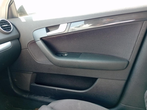 AUDI A3 (8P1) — vehículo donante para recambios 