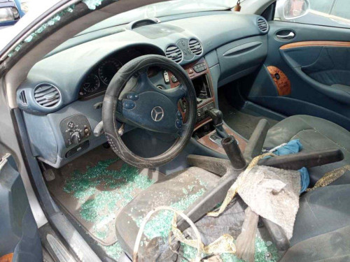  MERCEDES-BENZ CLK (BM 209) COUPE 