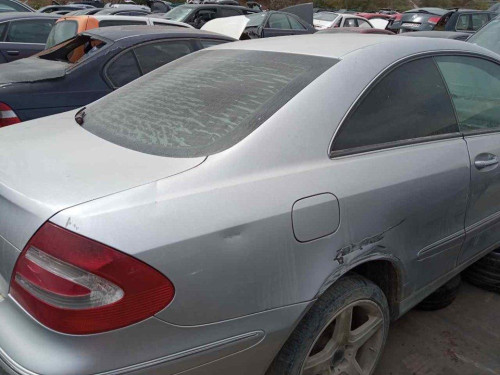  MERCEDES-BENZ CLK (BM 209) COUPE 