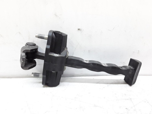 RETENEDOR PUERTA FORD FIESTA (CB1) 