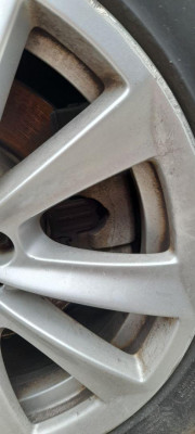 PINZA DE FRENO DELANTERA IZQUIERDA