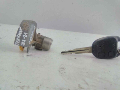 BOMBIN PUERTA DELANTERA DERECHA, HYUNDAI, TERRACAN (HP)