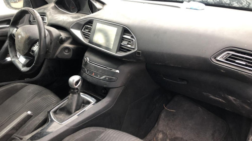 PEUGEOT 308 — автомобиль-донор на запчасти 