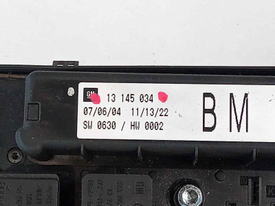 CAJA RELES / FUSIBLES