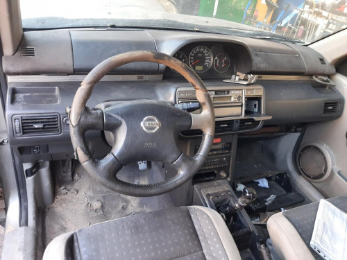 NISSAN X-TRAIL (T30) — vehículo donante para recambios 