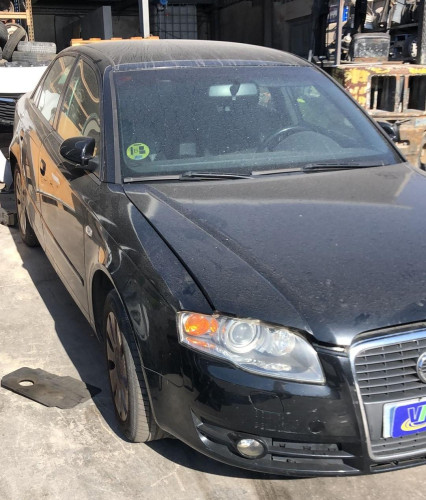 AUDI A4 BERLINA (8E) — автомобиль-донор на запчасти 