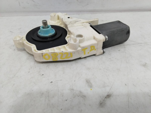 MOTOR ELEVALUNAS TRASERO DERECHO Audi Q7 (4L) 