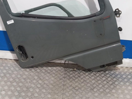 PUERTA DELANTERA DERECHA Mitsubishi CANTER 