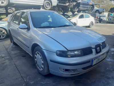 SEAT LEON (1M1)