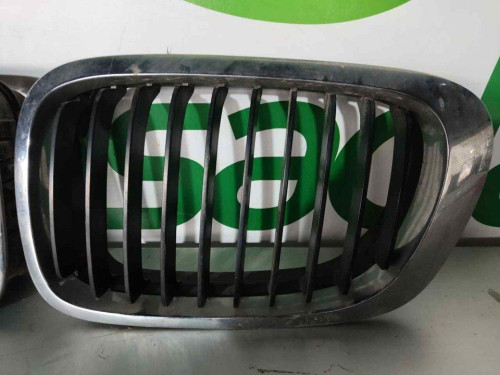 REJILLA DELANTERA BMW SERIE 3 BERLINA (E46) 