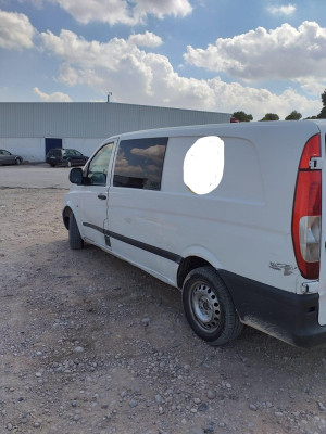 MERCEDES-BENZ VITO BASIC-KOMBI (639)