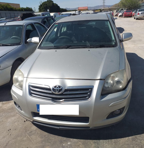  TOYOTA AVENSIS BERLINA (T25) 