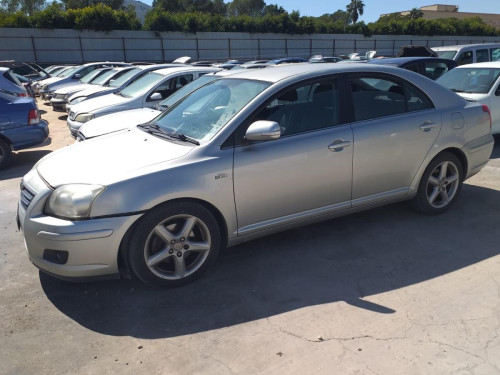  TOYOTA AVENSIS BERLINA (T25) 
