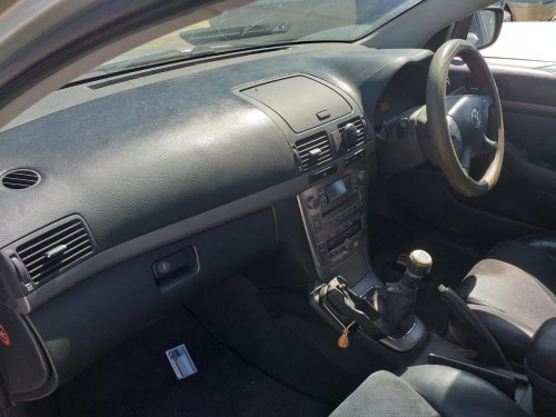  TOYOTA AVENSIS BERLINA (T25) 