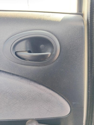 MANETA INTERIOR TRASERA IZQUIERDA Ford Escort Berl./Turnier (1995->)