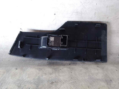 MANDO ELEVALUNAS DELANTERO DERECHO Seat IBIZA (KJ1) 
