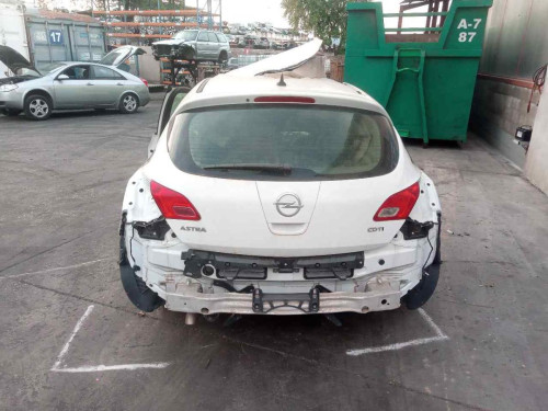  OPEL ASTRA J BERLINA 5P 