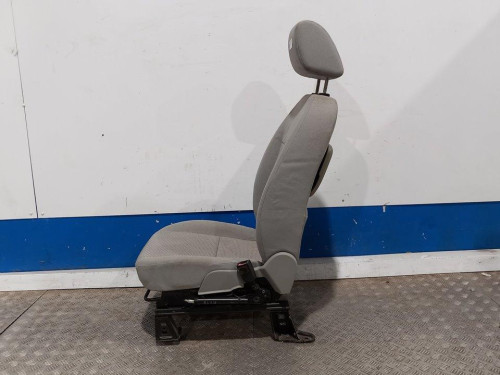  ASIENTO DELANTERO DERECHO 