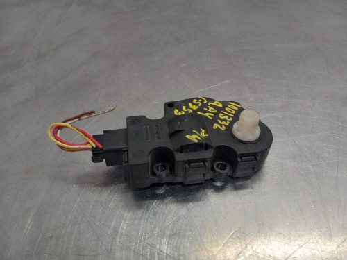  MOTOR APERTURA TRAMPILLA AUDI A4 AVANT (8K5) 