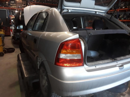  OPEL ASTRA G BERLINA 