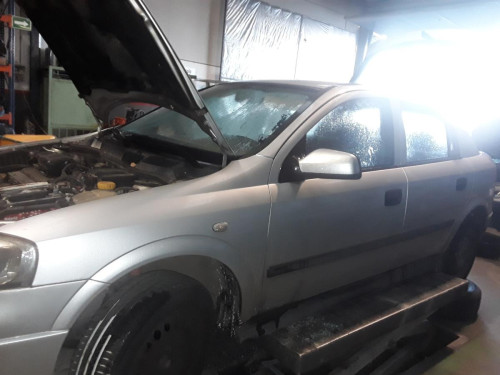  OPEL ASTRA G BERLINA 