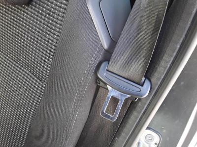 CINTURON SEGURIDAD TRASERO DERECHO