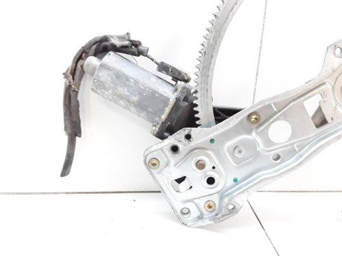 MOTOR ELEVALUNAS DELANTERO DERECHO Mercedes-Benz CLASE E (BM 210) BERLINA 