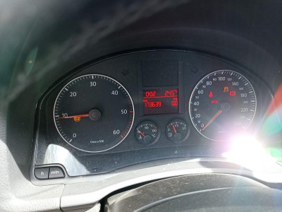 VOLKSWAGEN GOLF V (1K1)(10.2003)