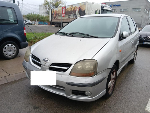 NISSAN ALMERA TINO (V10M) — vehículo donante para recambios 