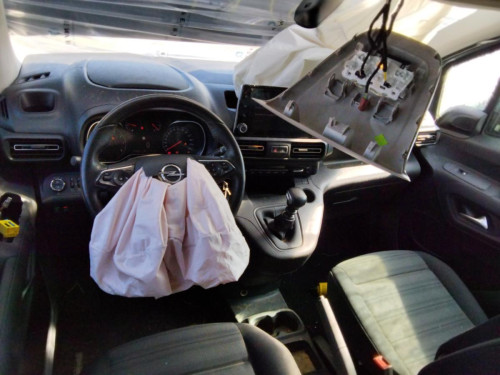  OPEL COMBO E CARGO 