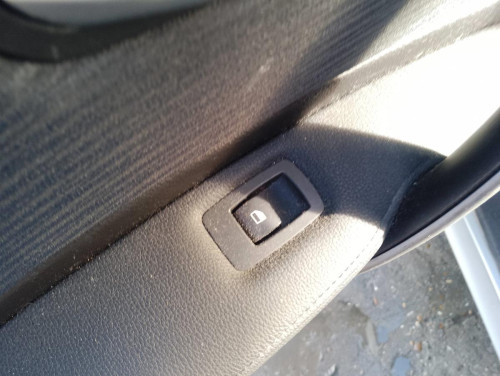  MANDO ELEVALUNAS TRASERO IZQUIERDO BMW SERIE 1 BERLINA (E81/E87) 