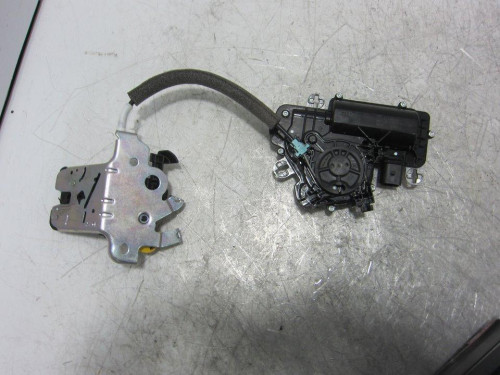 CERRADURA MALETERO / PORTON 