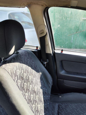 CINTURON SEGURIDAD DELANTERO IZQUIERDO