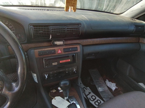  AUDI A4 BERLINA (B5) 