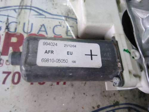 ELEVALUNAS DELANTERO DERECHO TOYOTA AVENSIS BERLINA (T25) 