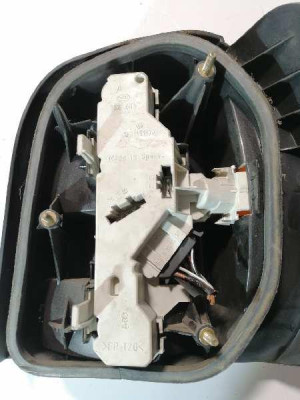 PILOTO TRASERO DERECHO, VOLKSWAGEN, POLO III (6N1)