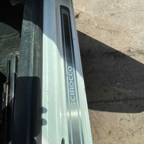 VOLKSWAGEN SCIROCCO (137) de segunda mano