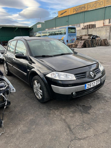 RENAULT MEGANE II BERLINA 5P de segunda mano