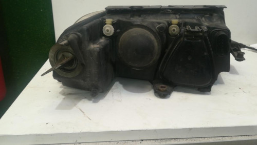  FARO IZQUIERDO VOLKSWAGEN PASSAT BERLINA (3B3) 