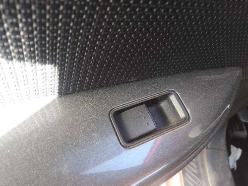 MANDO ELEVALUNAS TRASERO IZQUIERDO Mazda 6 BERLINA (GG) 