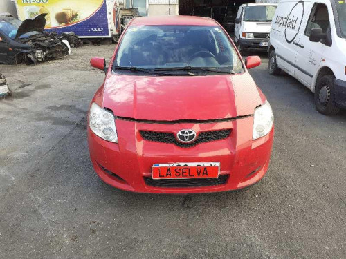 TOYOTA AURIS (E15) — vehículo donante para recambios 
