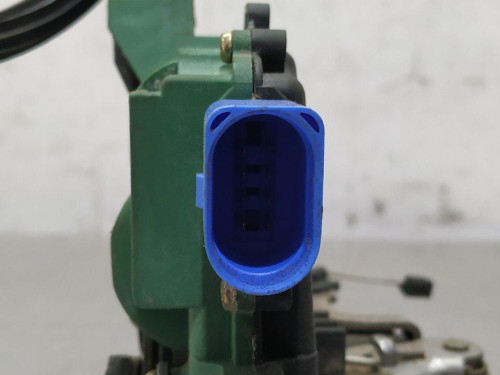 CERRADURA PUERTA DELANTERA IZQUIERDA Volkswagen POLO IV (9N1) 