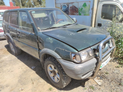 NISSAN TERRANO II (R20)