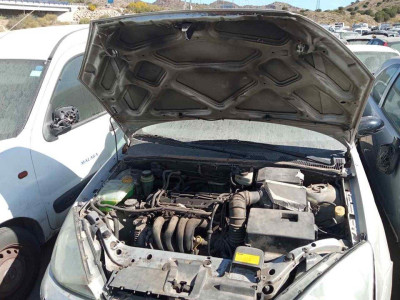 FORD FOCUS BERLINA (CAK)