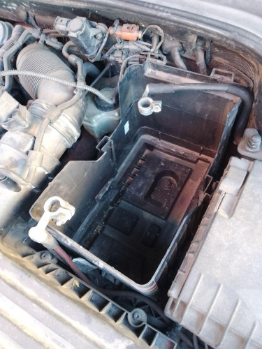 SOPORTE BATERIA Skoda SUPERB (3T4) 