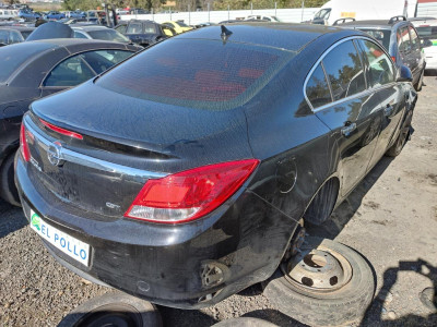 OPEL INSIGNIA BERLINA