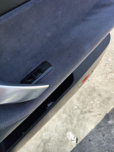 MANDO ELEVALUNAS DELANTERO DERECHO Nissan PRIMERA BERLINA (P12) 