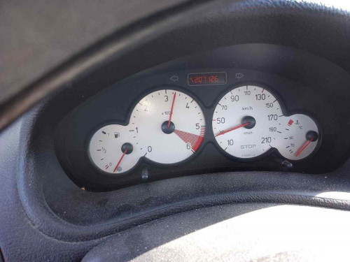PEUGEOT 206 — vehículo donante para recambios 